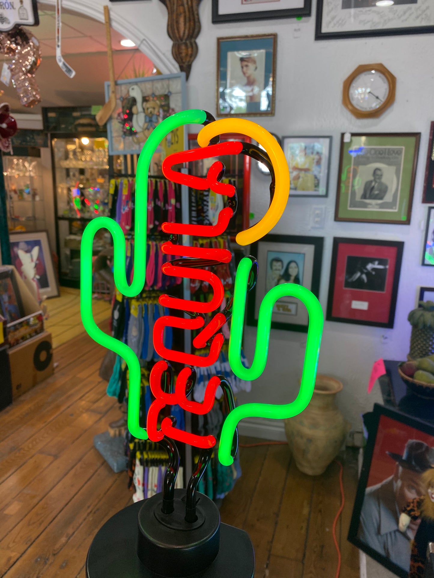 Cactus Tequila Neon Sculpture *LOCAL PICKUP ONLY*