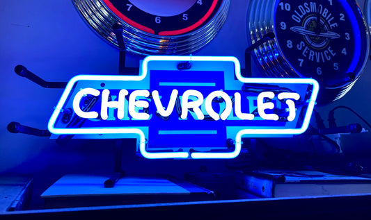 Junior Sized Chevrolet Neon Sign *LOCAL PICKUP ONLY*