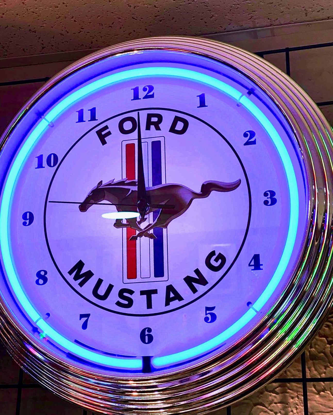Ford Mustang Neon Clock