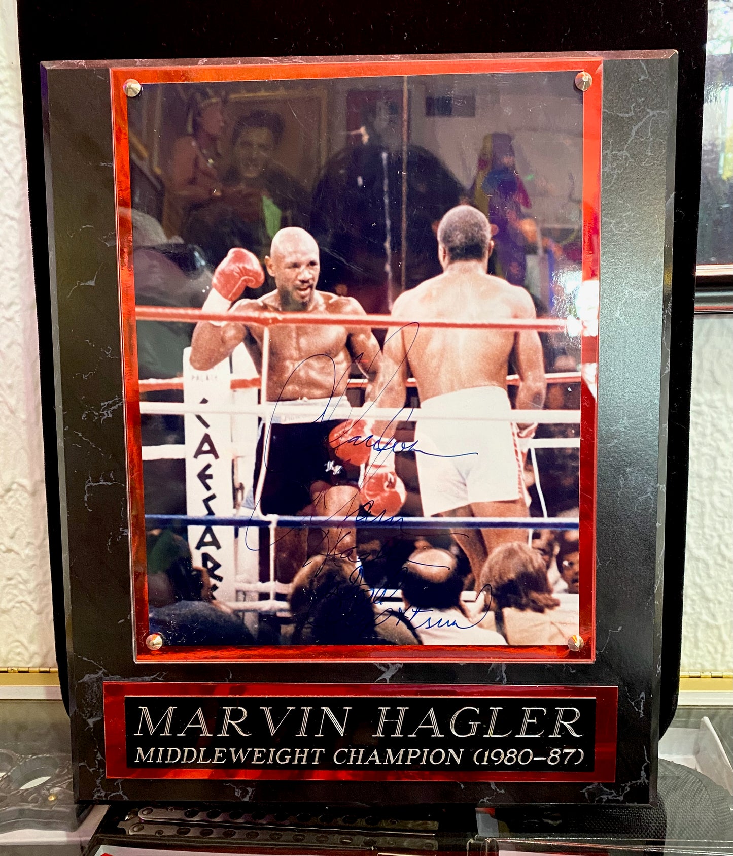 Marvelous Marvin Hagler Autograph