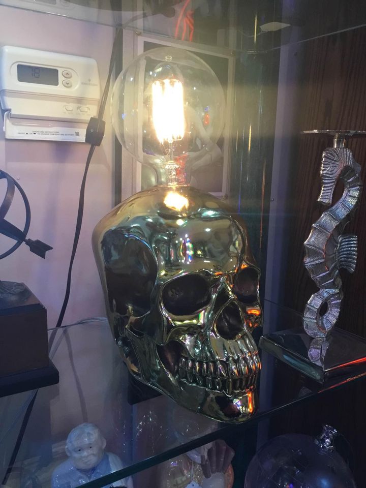 Golden Skull Lamp
